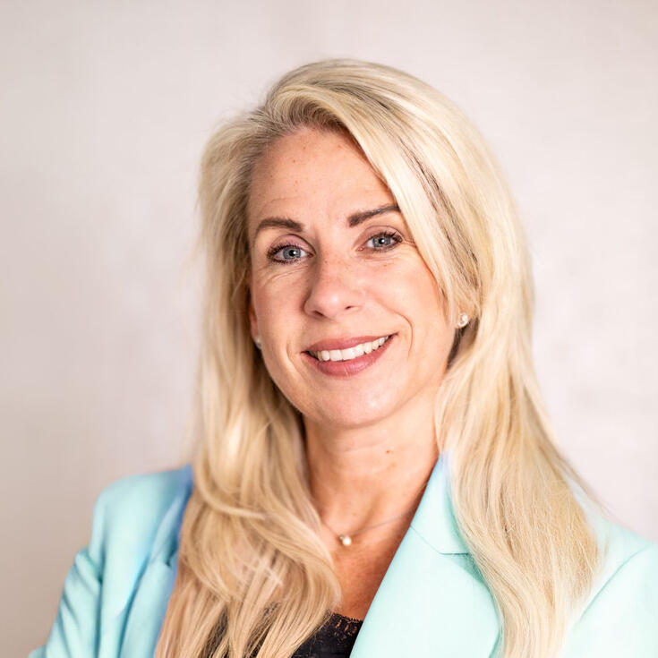 Melanie Brammann Melanie Brammann Portrait